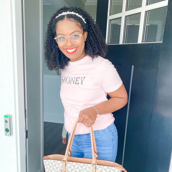 Meet your Posher, Jo - Picture 1 of 1